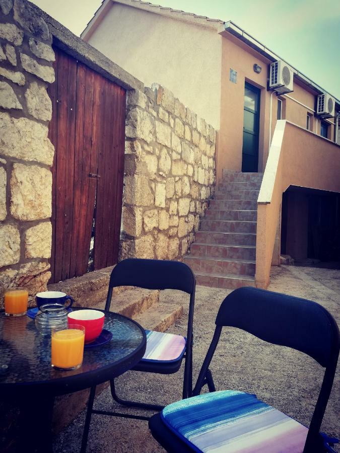 Apartments Luza Lastovo Exterior foto